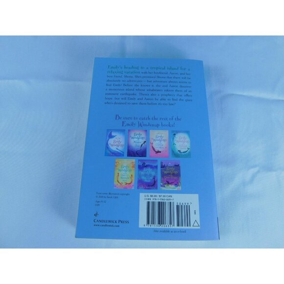 Emily Windsnap and the Falls of Forgotten Island Liz Kessler Young Readers Book - Picture 6 of 7